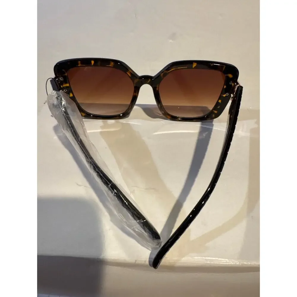Women's High Fashion UV400 Tortoiseshell frame Gold link Temple Sunglasses